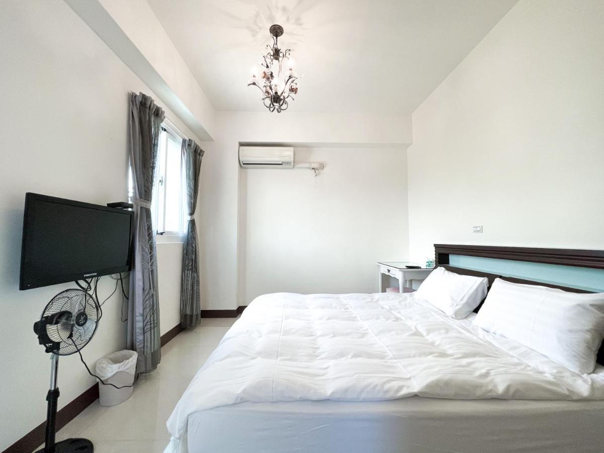 Sevilla Hostel T'ai-tung エクステリア 写真