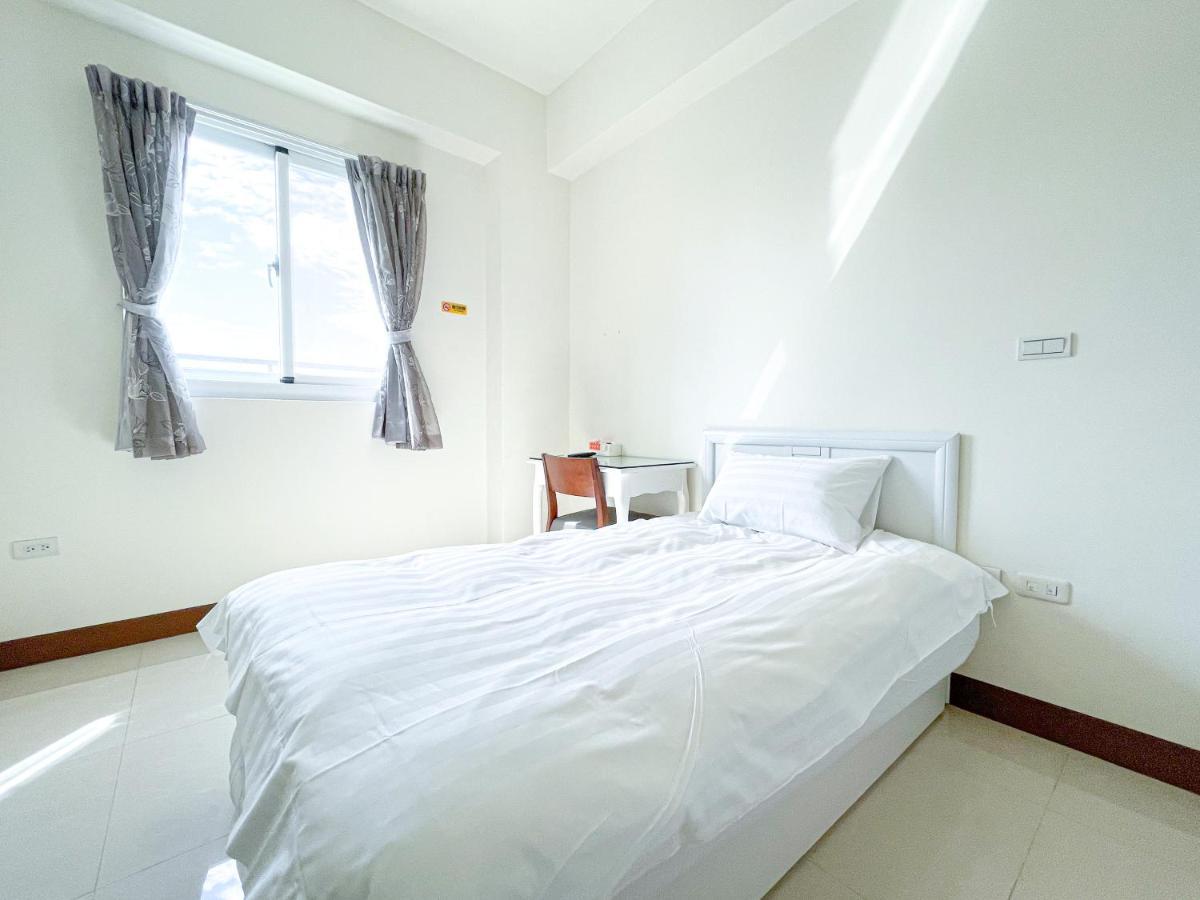 Sevilla Hostel T'ai-tung エクステリア 写真